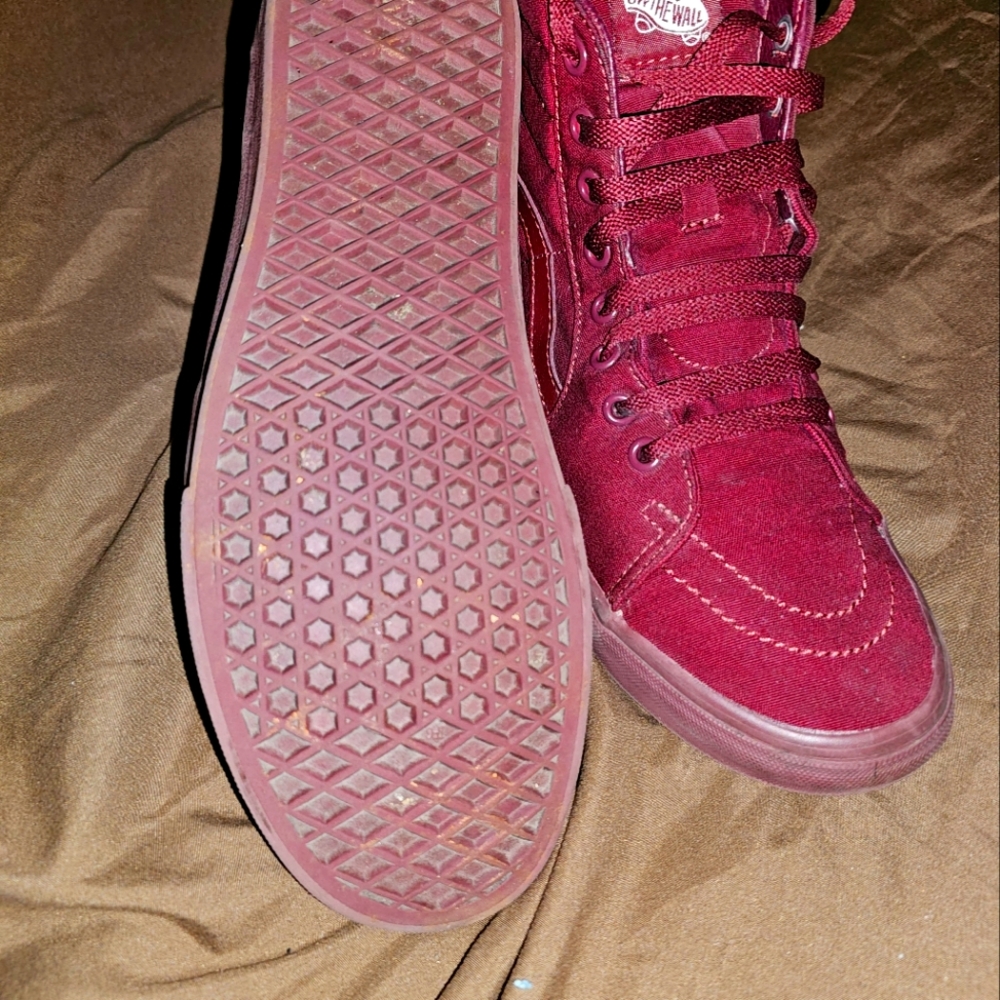 Shoes - Picture 5 of 7